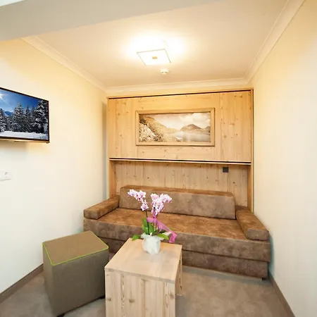 Birkenhof ザールバッハ・ヒンターグレム