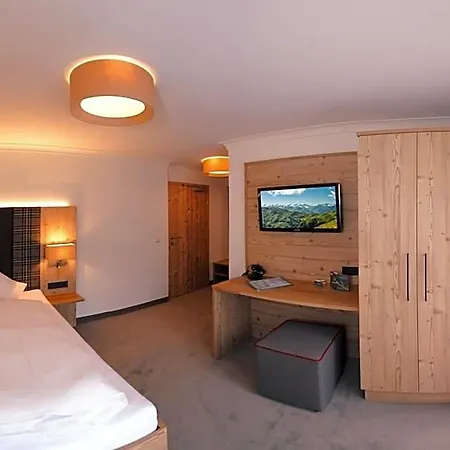Birkenhof Hotel 3*